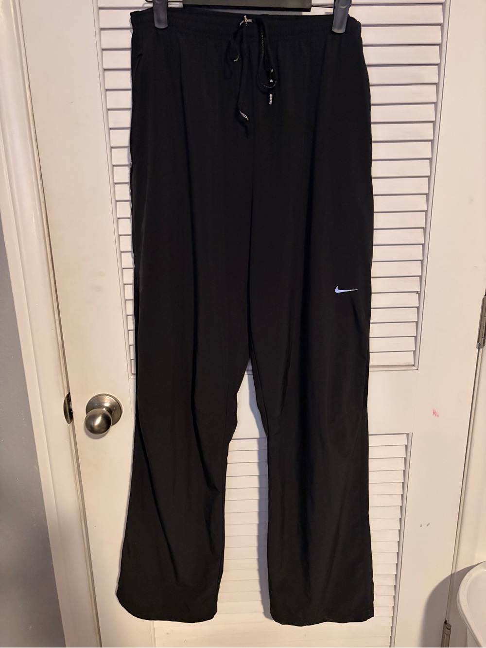 Nike Black Men's Y2K Athletic Track Pants with Swoosh